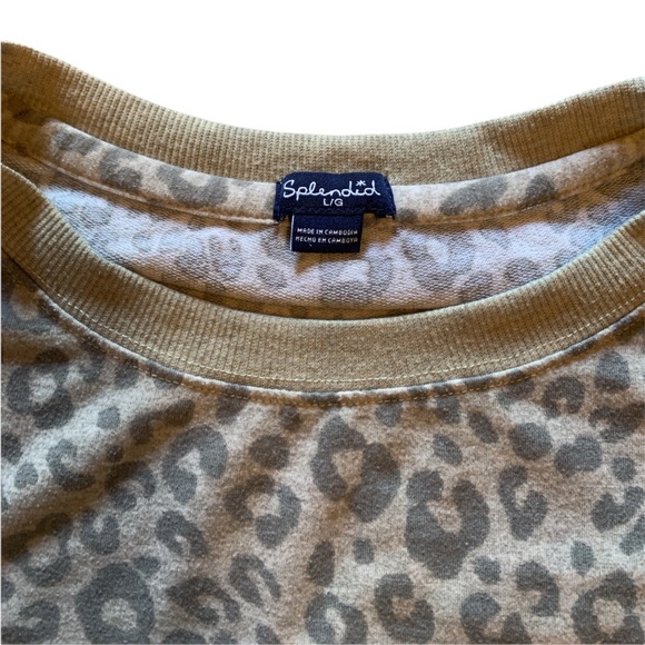 SPLENDID Oatmeal Leopard Animal Print Women’s Sweatshirt - SZ Large - Picture 3 of 10